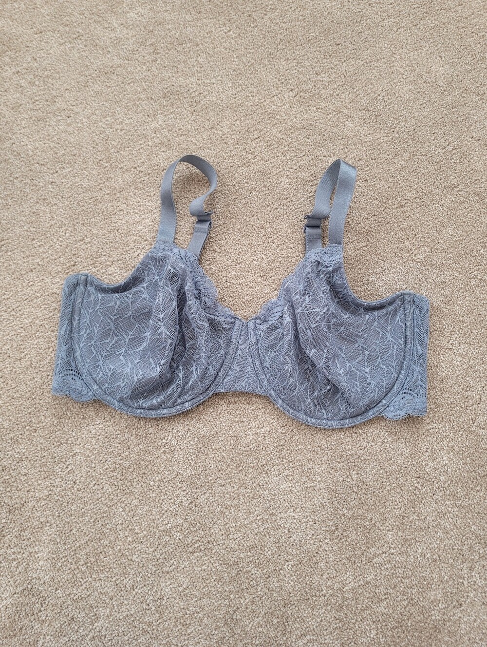 Wacoal Womens Lace Bra 855295 Size 40DDD